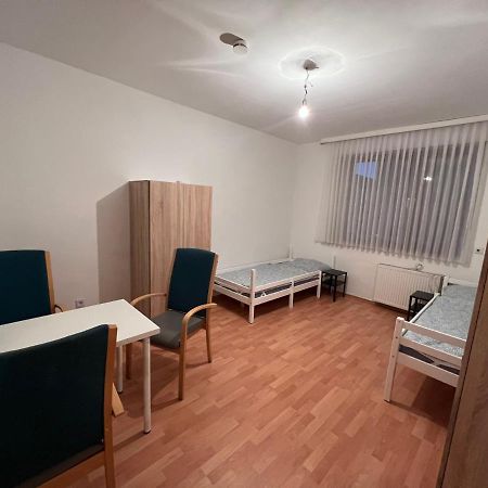Duisburg Feelhome, Flughafen Nah,3-Schlafzimmer, Dusche Ebenerdig, Zentral, Wifi, Ground Floor Eksteriør billede