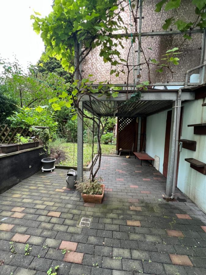 Duisburg Feelhome, Flughafen Nah,3-Schlafzimmer, Dusche Ebenerdig, Zentral, Wifi, Ground Floor Eksteriør billede