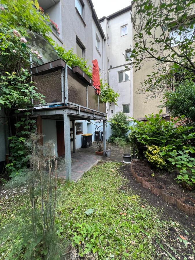 Duisburg Feelhome, Flughafen Nah,3-Schlafzimmer, Dusche Ebenerdig, Zentral, Wifi, Ground Floor Eksteriør billede