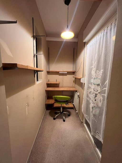 Duisburg Feelhome, Flughafen Nah,3-Schlafzimmer, Dusche Ebenerdig, Zentral, Wifi, Ground Floor Eksteriør billede